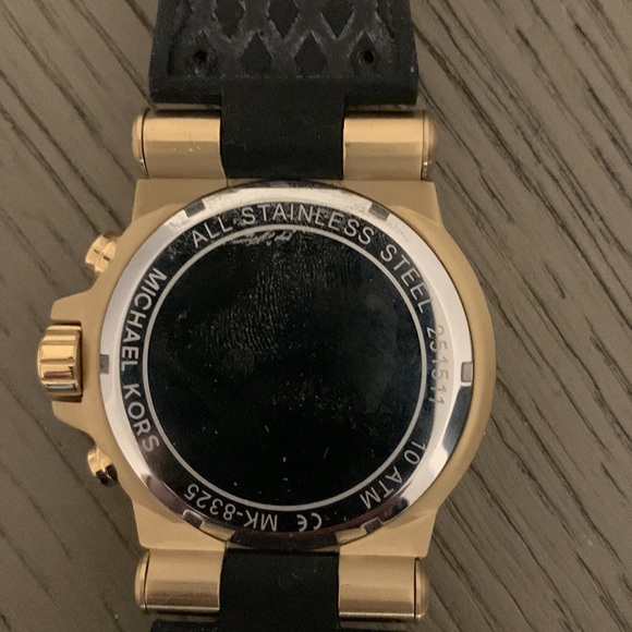 Michael Kors Mens Watch - Picture 6 of 6